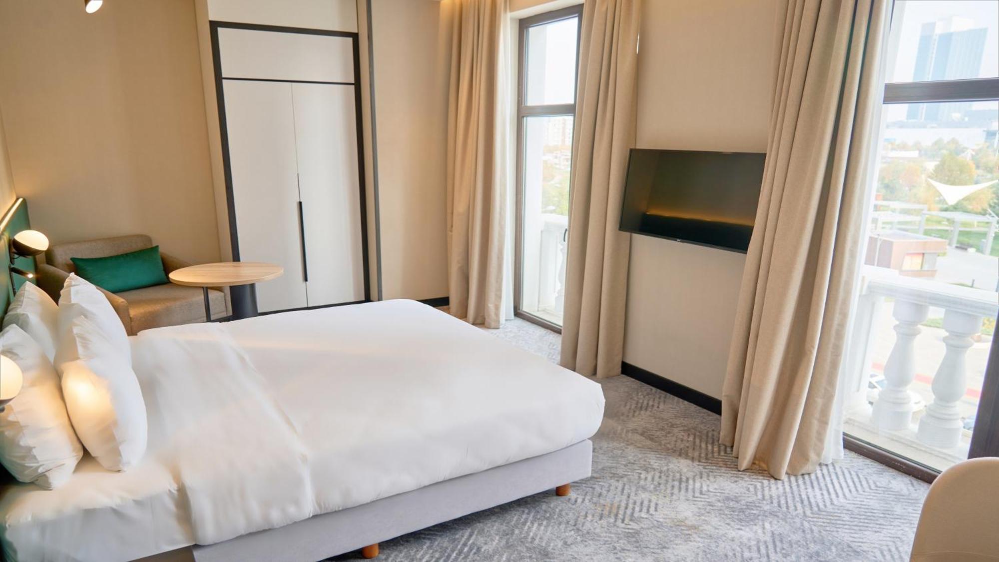 Holiday Inn Tashkent City By Ihg Kültér fotó