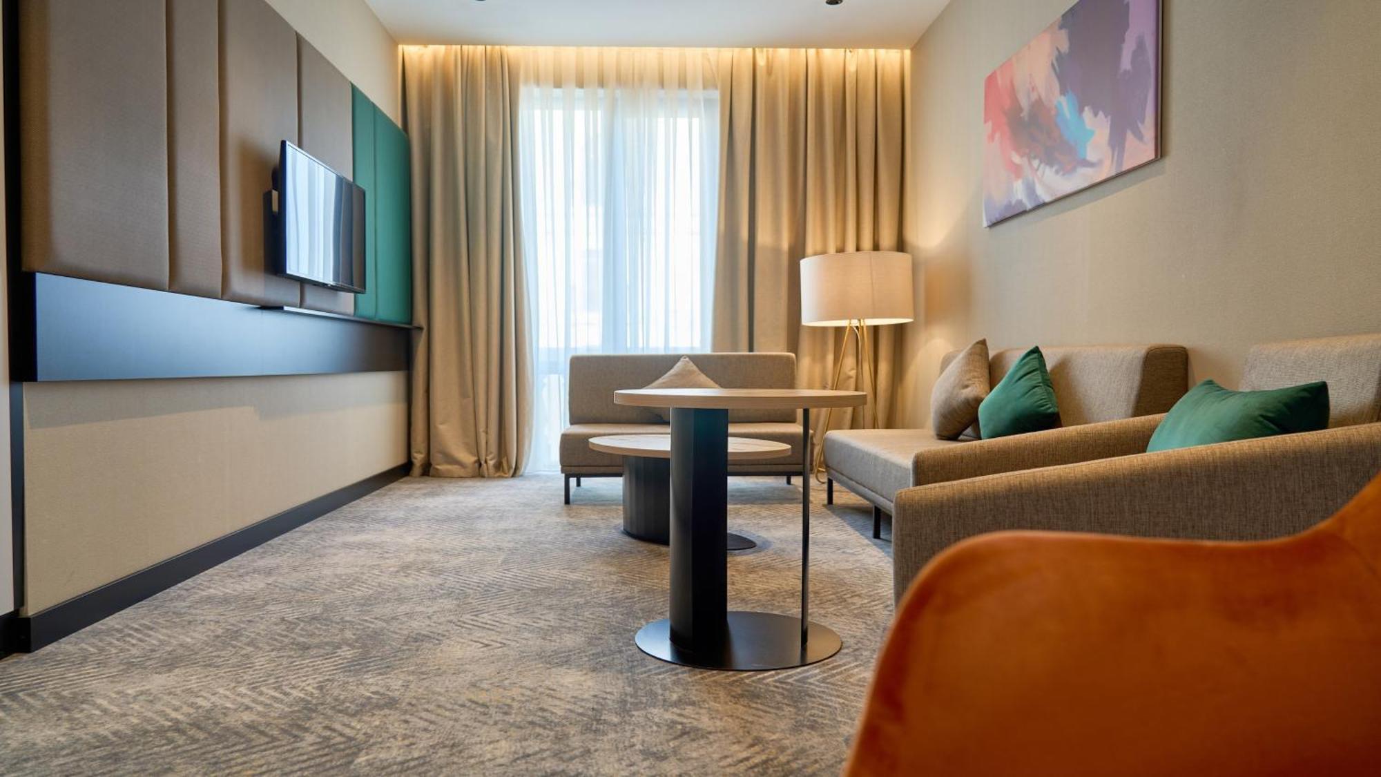 Holiday Inn Tashkent City By Ihg Kültér fotó